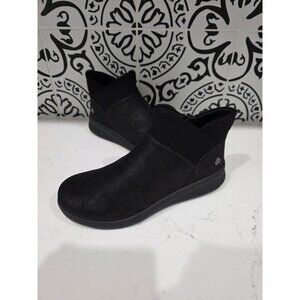 New without Box Women's Sz 6 Clarks Sillian 2.0 Dusk black ankle boots